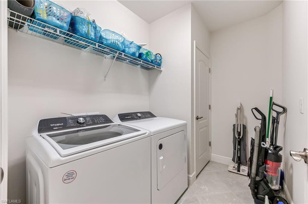 6948 Avalon Cir 604, Naples, FL 34112-24