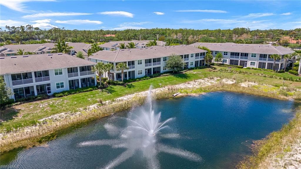 6948 Avalon Cir 604, Naples, FL 34112-29