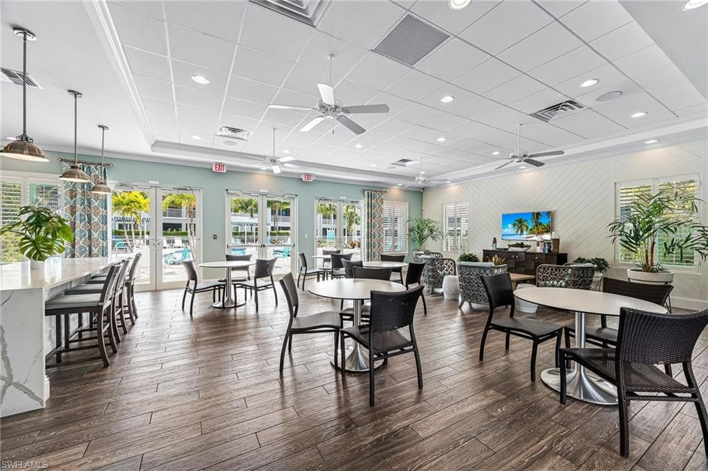 6948 Avalon Cir 604, Naples, FL 34112-33