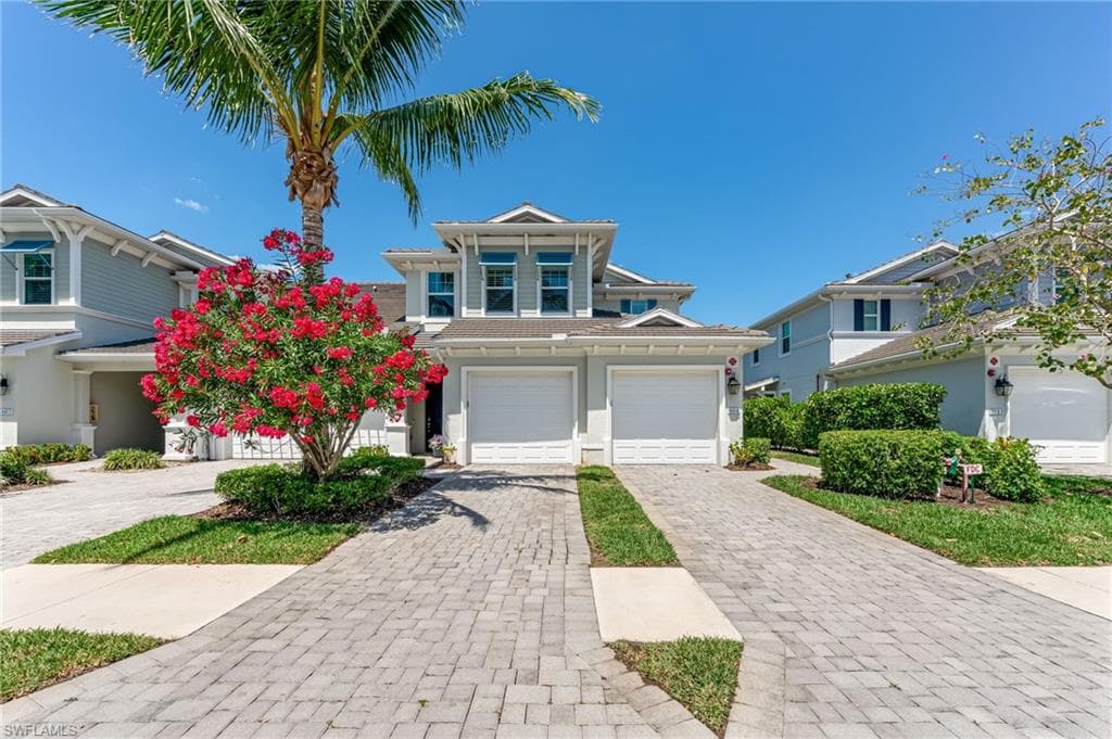 6948 Avalon Cir 604, Naples, FL 34112-3
