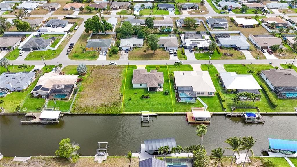 1209 14th St, Cape Coral, FL 33990-28