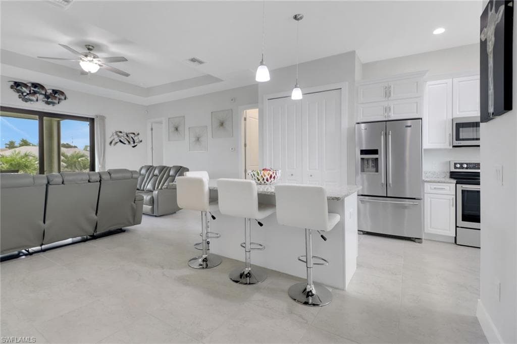 1209 14th St, Cape Coral, FL 33990-5