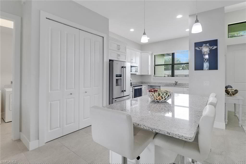1209 14th St, Cape Coral, FL 33990-6