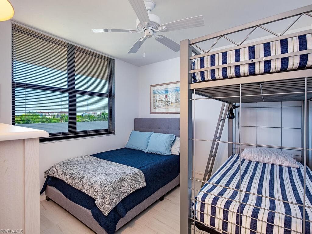 6585 Nicholas Blvd 503, Naples, FL 34108-13