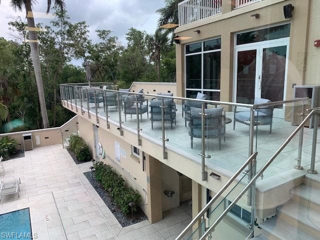 6585 Nicholas Blvd 503, Naples, FL 34108-18