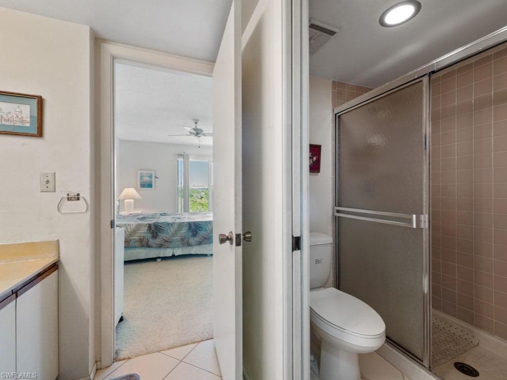 200 Stevens Landing Dr B303, Marco Island, FL 34145-15