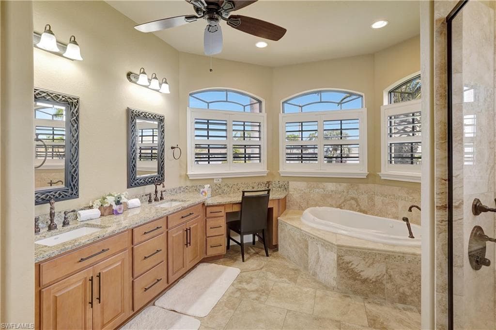 144 54th Ter, Cape Coral, FL 33914-32