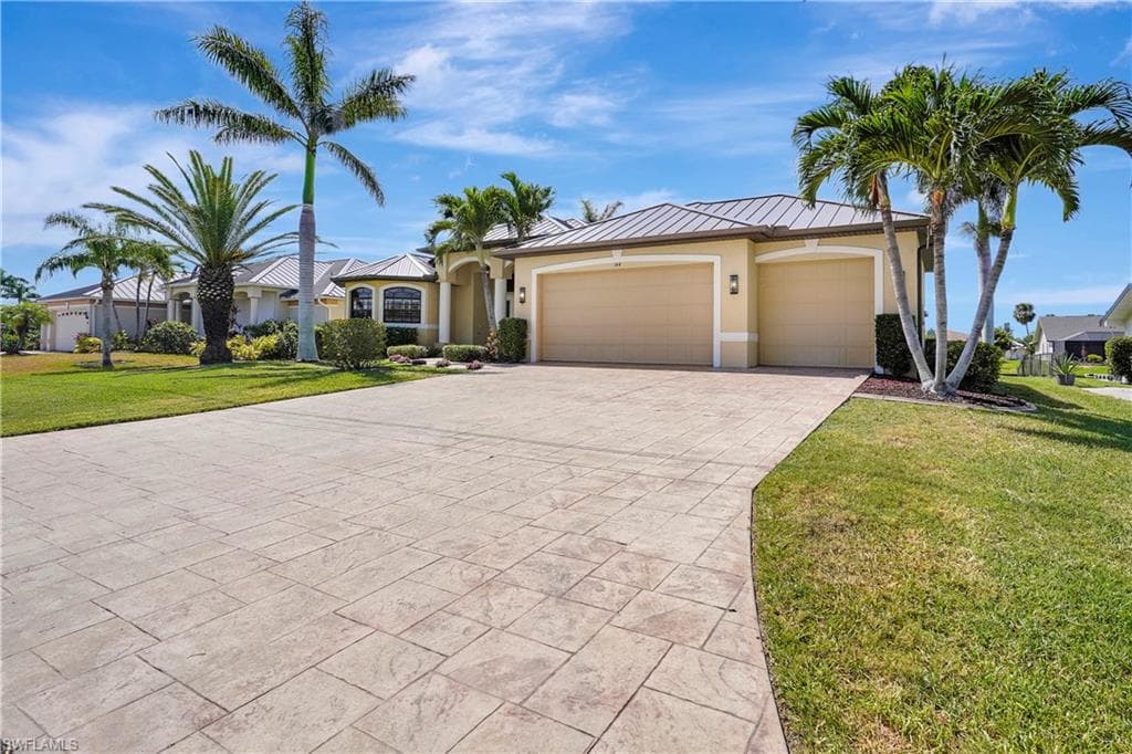 144 54th Ter, Cape Coral, FL 33914-3
