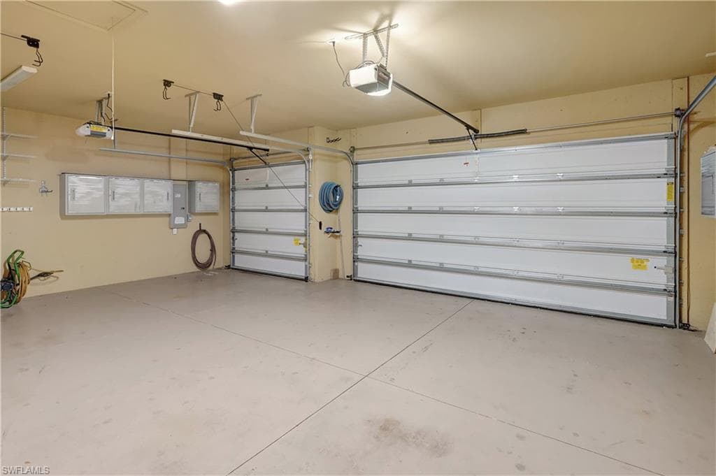 144 54th Ter, Cape Coral, FL 33914-41
