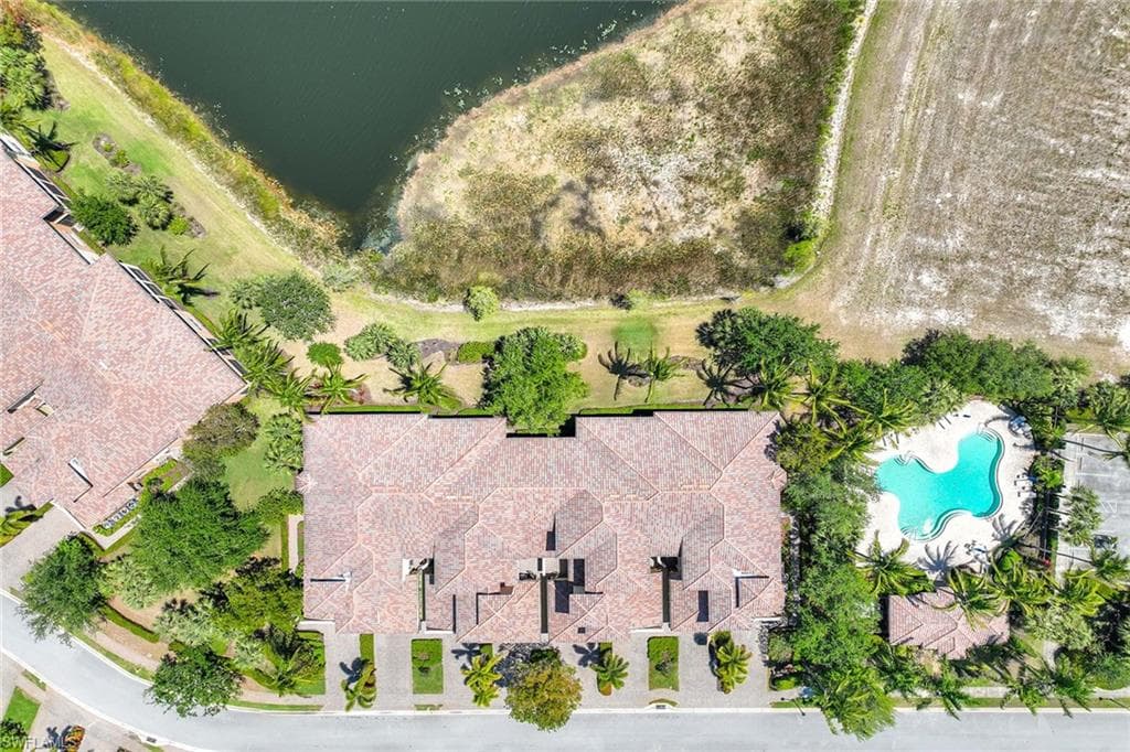 2718 Callista Ct 203, Naples, FL 34114-35