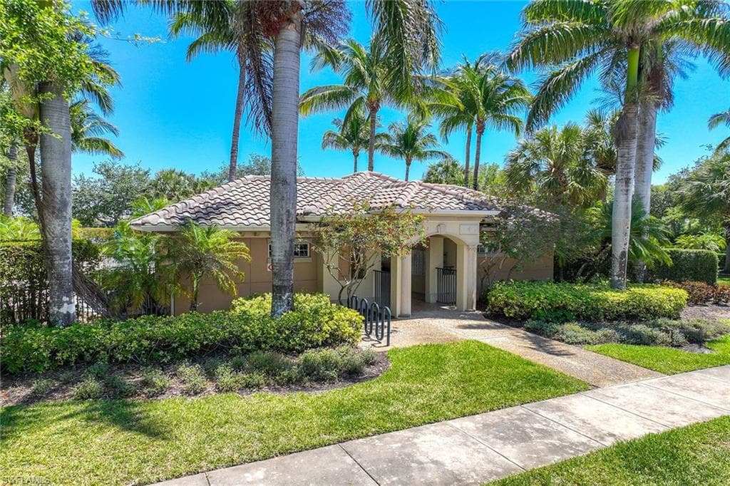 2718 Callista Ct 203, Naples, FL 34114-42
