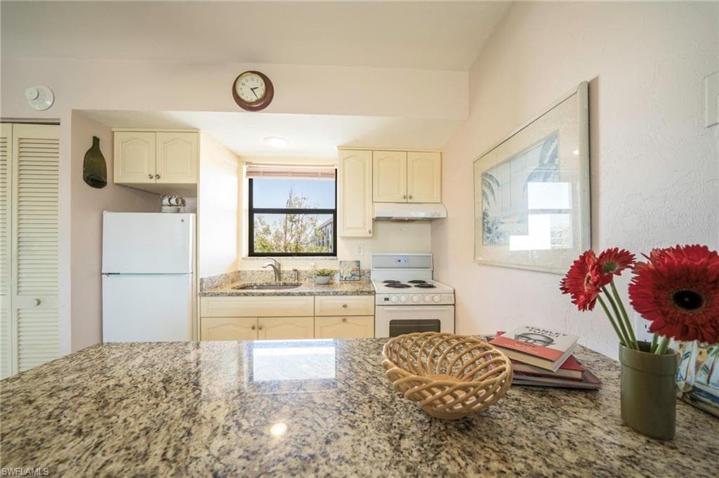 1012 Anglers Cv D405, Marco Island, FL 34145-7