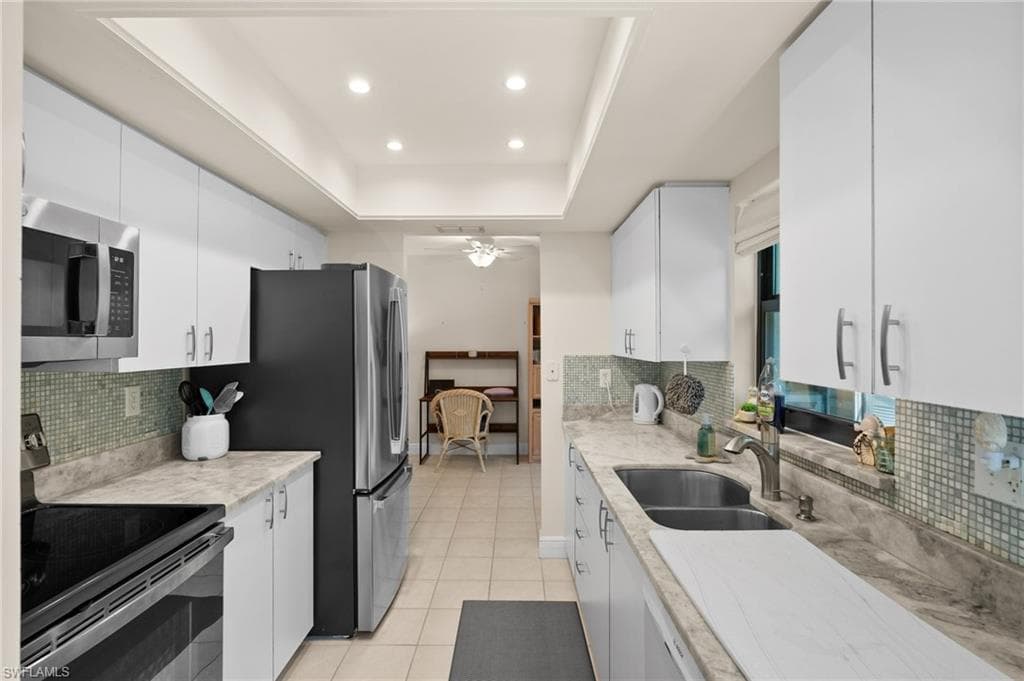 8336 Charter Club Cir 5, Fort Myers, FL 33919-4