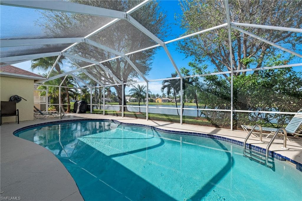 1442 Vintage Ln, Naples, FL 34104-24