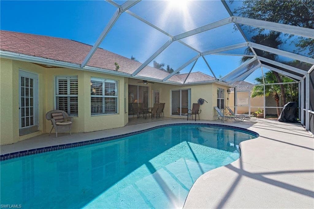 1442 Vintage Ln, Naples, FL 34104-27