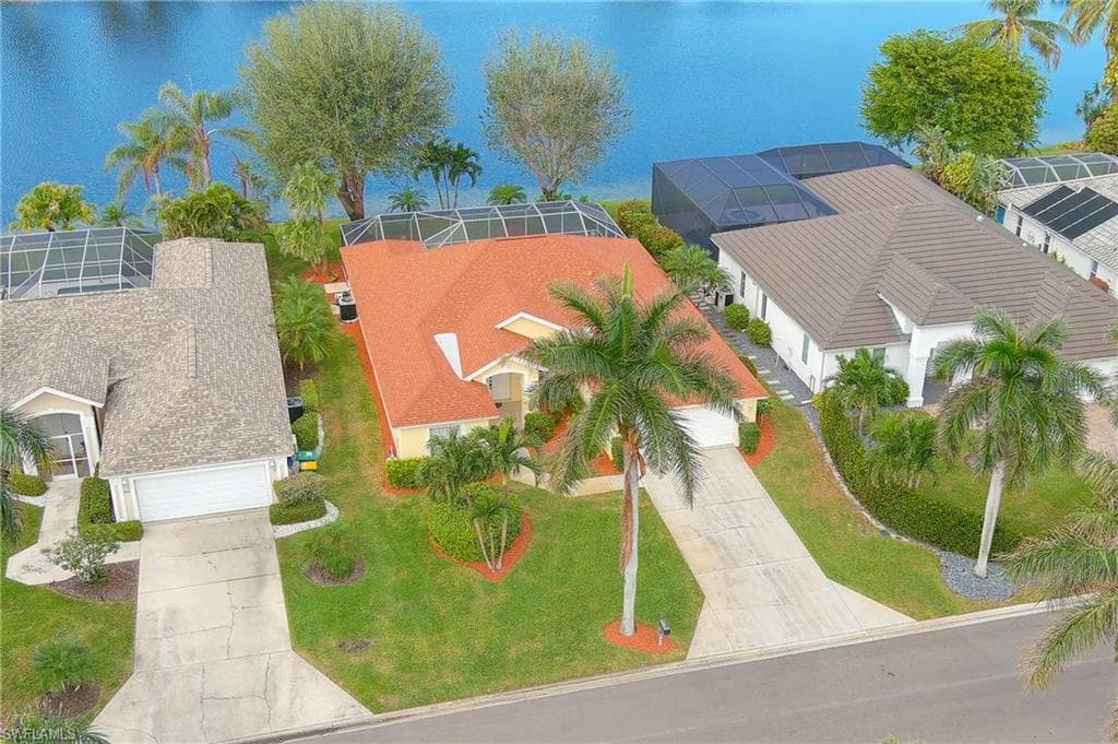 1442 Vintage Ln, Naples, FL 34104-3