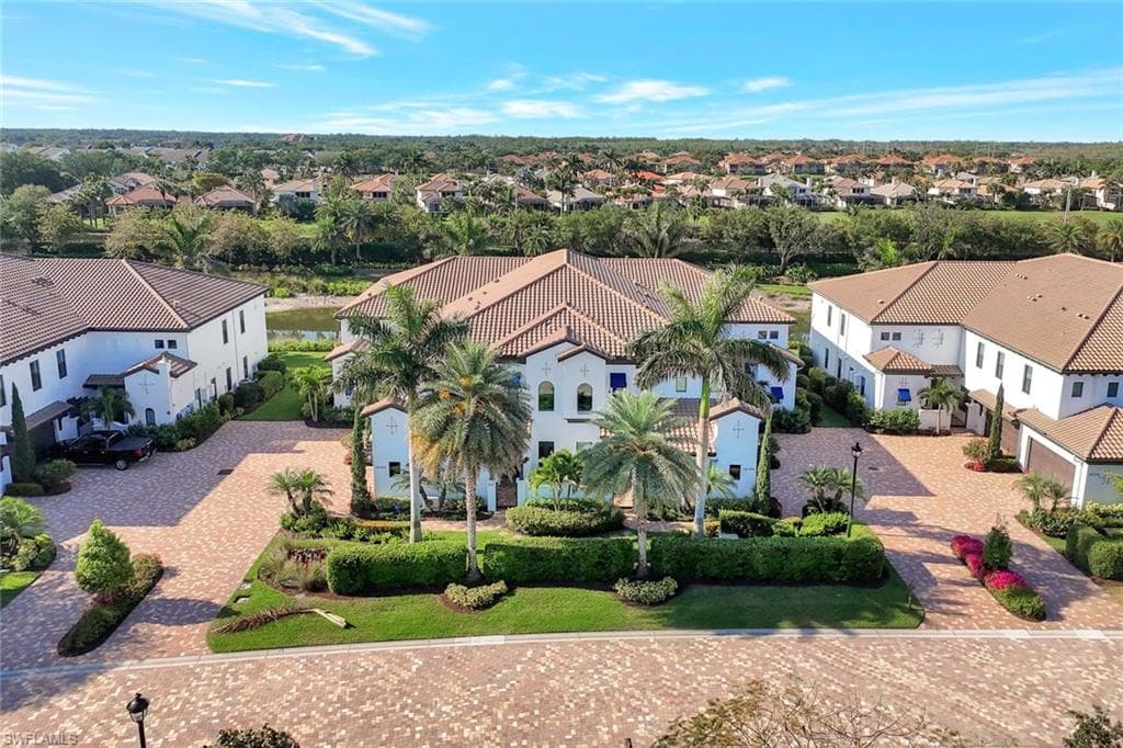 16340 Corsica Way 101, Naples, FL 34110-38