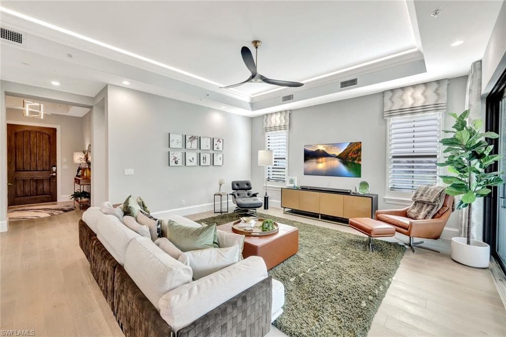 16340 Corsica Way 101, Naples, FL 34110-5