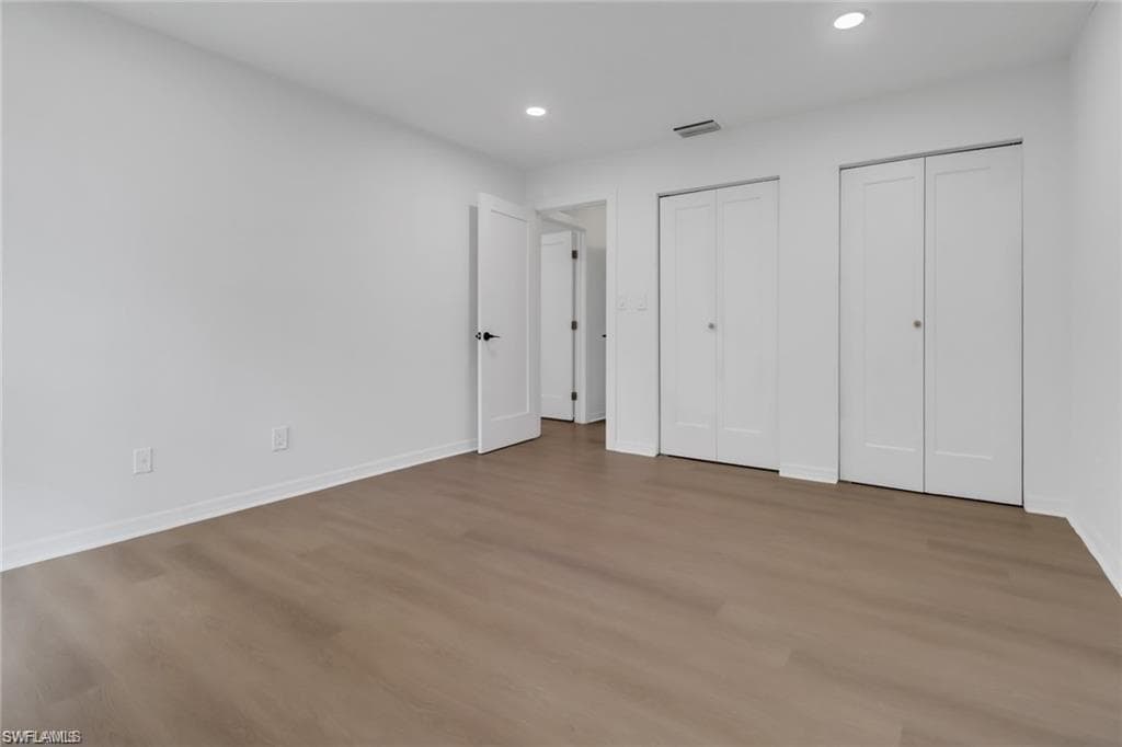4293 Island Cir 2, Fort Myers, FL 33919-7
