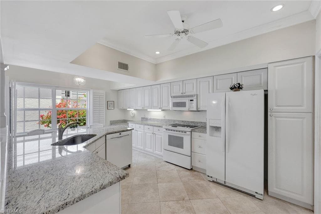 5929 Chanteclair Dr 8, Naples, FL 34108-16