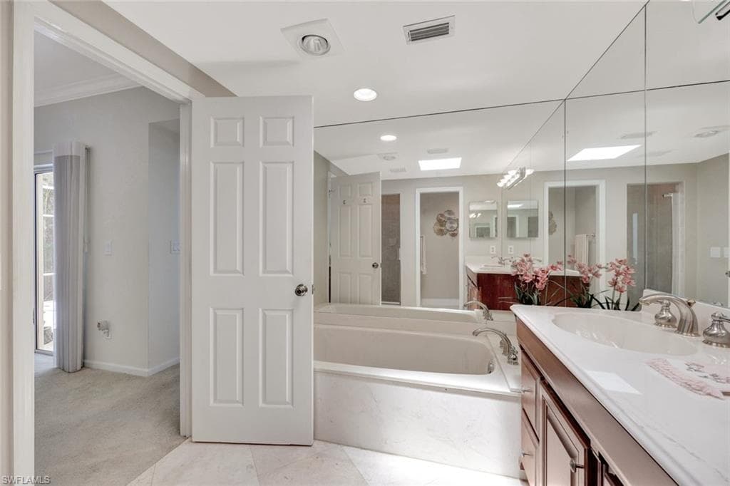 5929 Chanteclair Dr 8, Naples, FL 34108-20