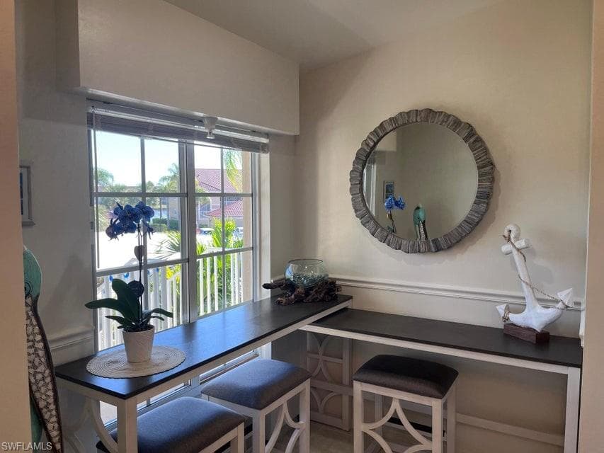 2805 Cypress Trace Cir 204, Naples, FL 34119-6