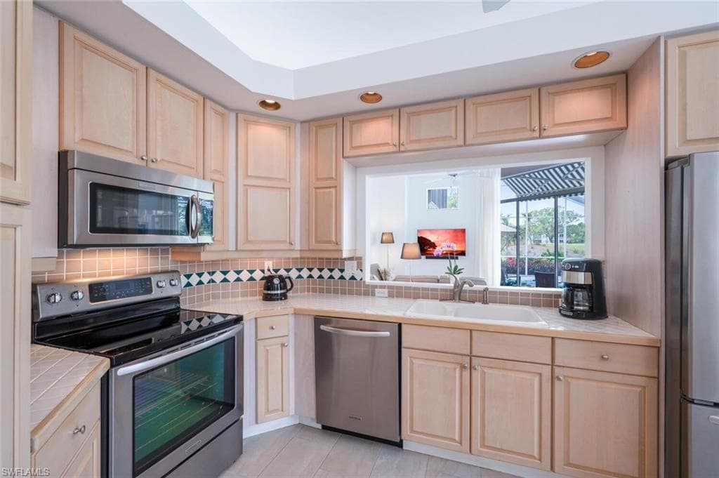 134 San Rafael Ln, Naples, FL 34119-11