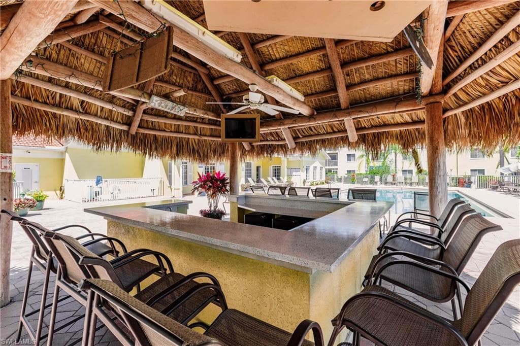 8244 Key Royal Cir 614, Naples, FL 34119-18