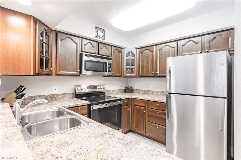 8244 Key Royal Cir 614, Naples, FL 34119-5