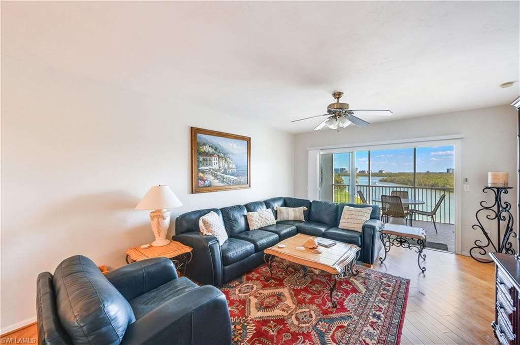 33 Bluebill Ave A404, Naples, FL 34108-18