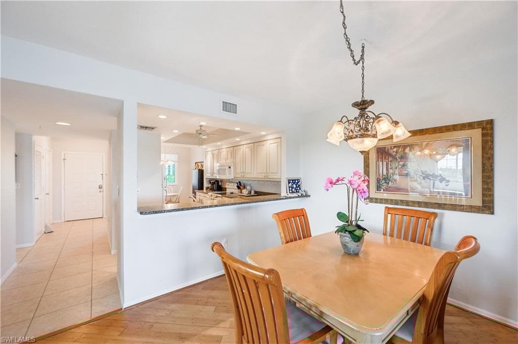 33 Bluebill Ave A404, Naples, FL 34108-21