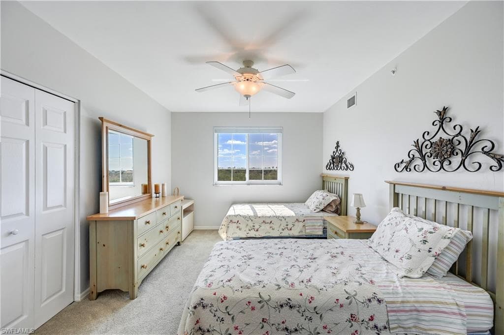 33 Bluebill Ave A404, Naples, FL 34108-25