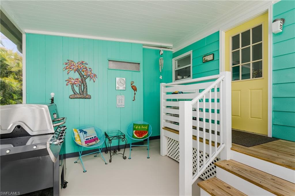216 Rookery Rd, Naples, FL 34114-18