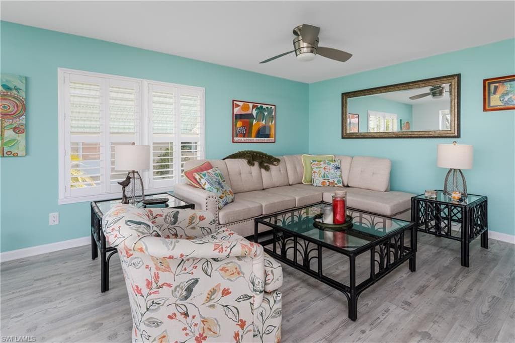 216 Rookery Rd, Naples, FL 34114-24