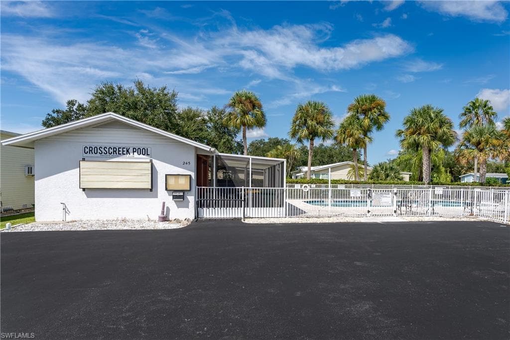 216 Rookery Rd, Naples, FL 34114-35