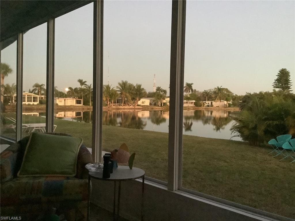 216 Rookery Rd, Naples, FL 34114-4