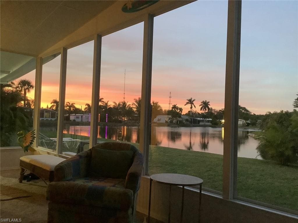 216 Rookery Rd, Naples, FL 34114-5
