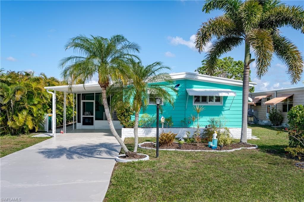 216 Rookery Rd, Naples, FL 34114-8