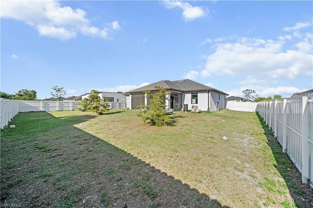 224 Chiquita Blvd N, Cape Coral, FL 33993-17