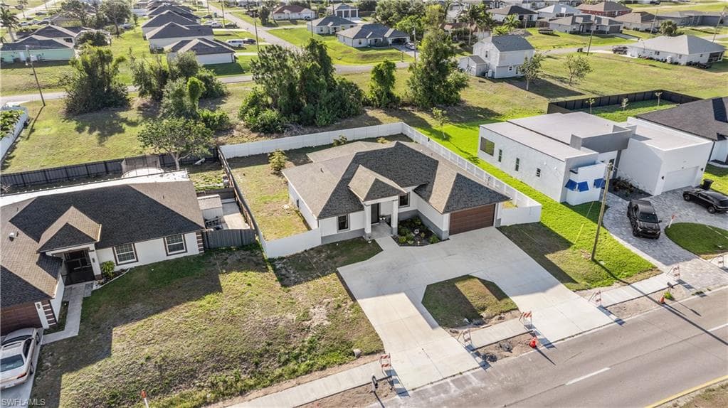 224 Chiquita Blvd N, Cape Coral, FL 33993-3