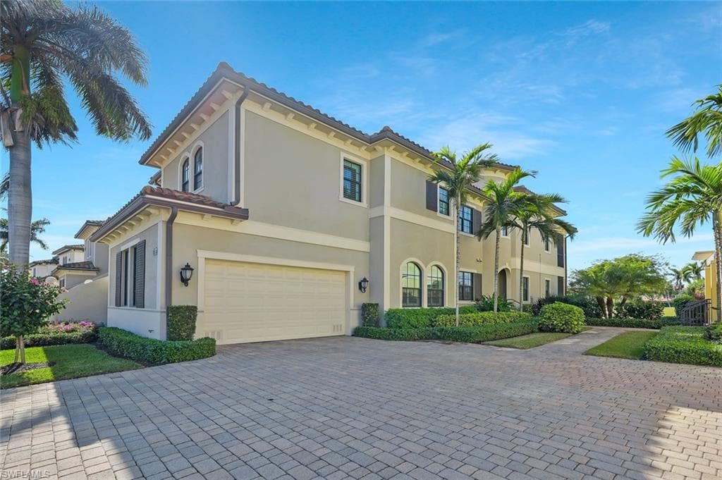 2505 Breakwater Way 3102, Naples, FL 34112-31