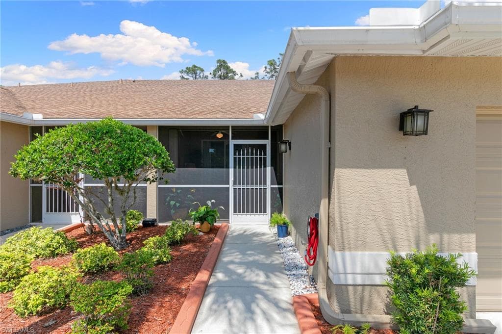 21445 Knighton Run, Estero, FL 33928-4
