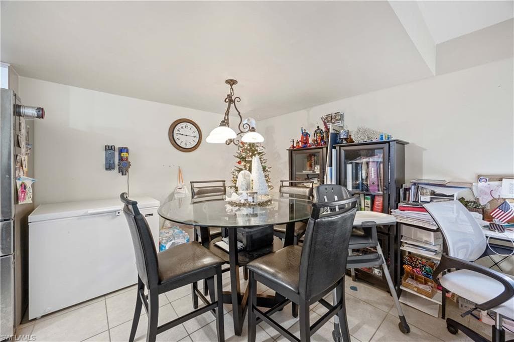 3625 Boca Ciega Dr 308, Naples, FL 34112-10