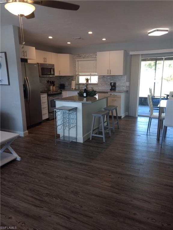 787 106th Ave N, Naples, FL 34108-10