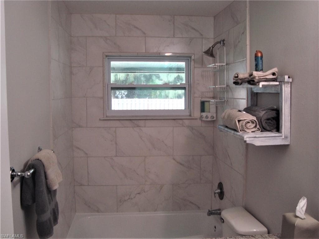 787 106th Ave N, Naples, FL 34108-29
