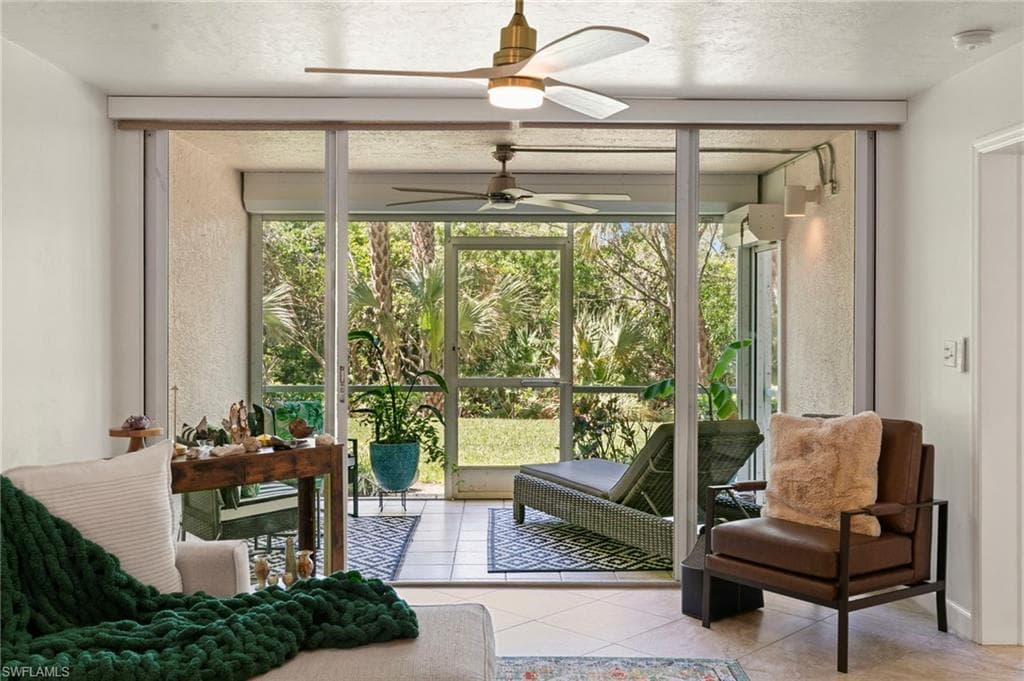 15171 Cedarwood Ln 3105, Naples, FL 34110-7