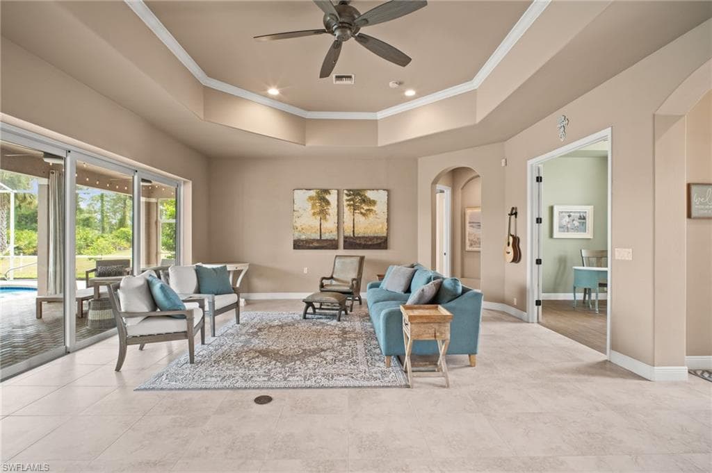 2201 Hampstead Ct, Lehigh Acres, FL 33973-4