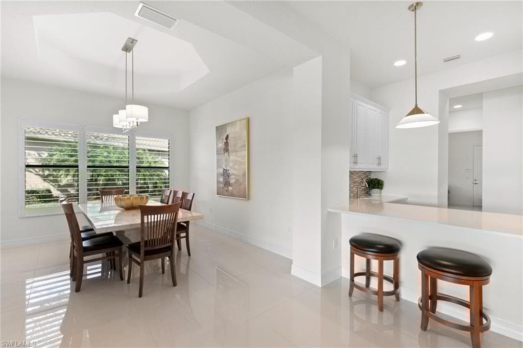 4455 Caldera Cir, Naples, FL 34119-11