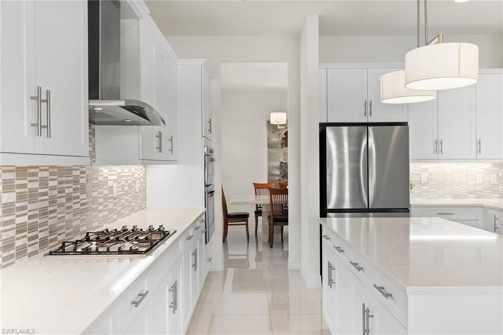 4455 Caldera Cir, Naples, FL 34119-16