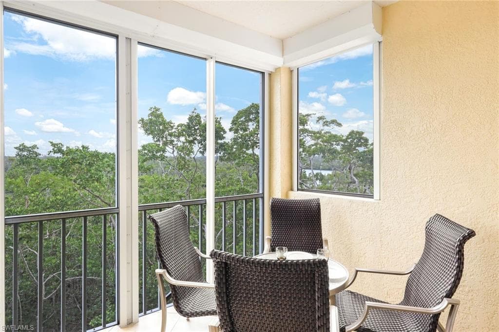 262 Barefoot Beach Blvd 203, Bonita Springs, FL 34134-25
